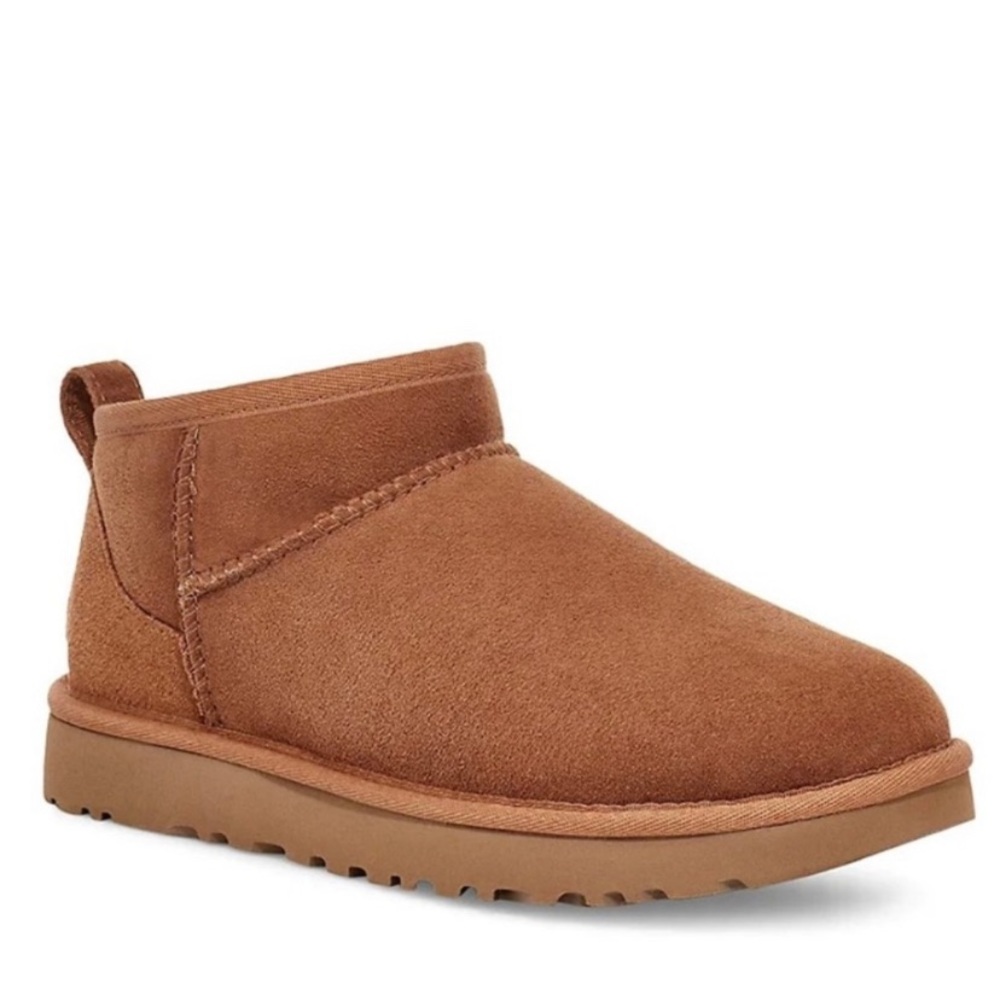 UGG Classic Ultra Mini
Boots Chestnut Size 8
Womens *BRAND NEW*